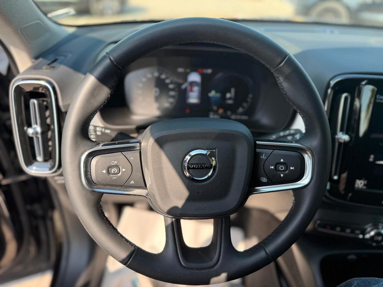 Volvo XC40 T5 Recharge Plug-in Hybrid Inscription Expression