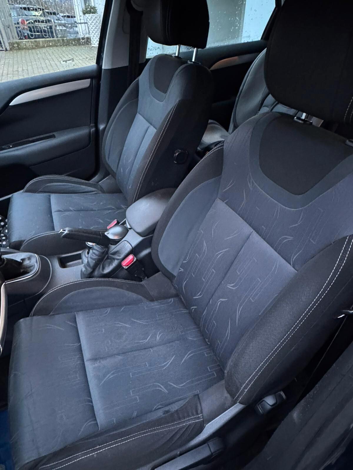 CITROEN C4 1.6 112CV 2012