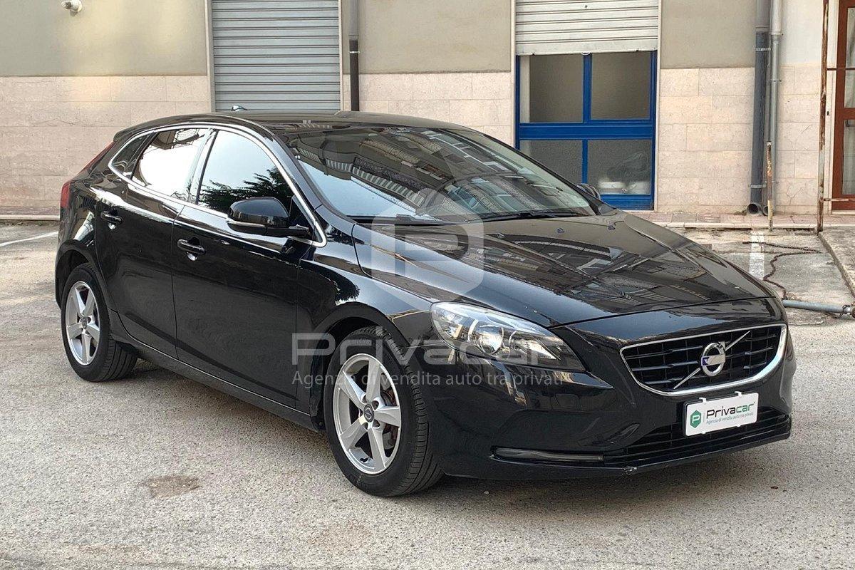 VOLVO V40 D2 1.6 Kinetic
