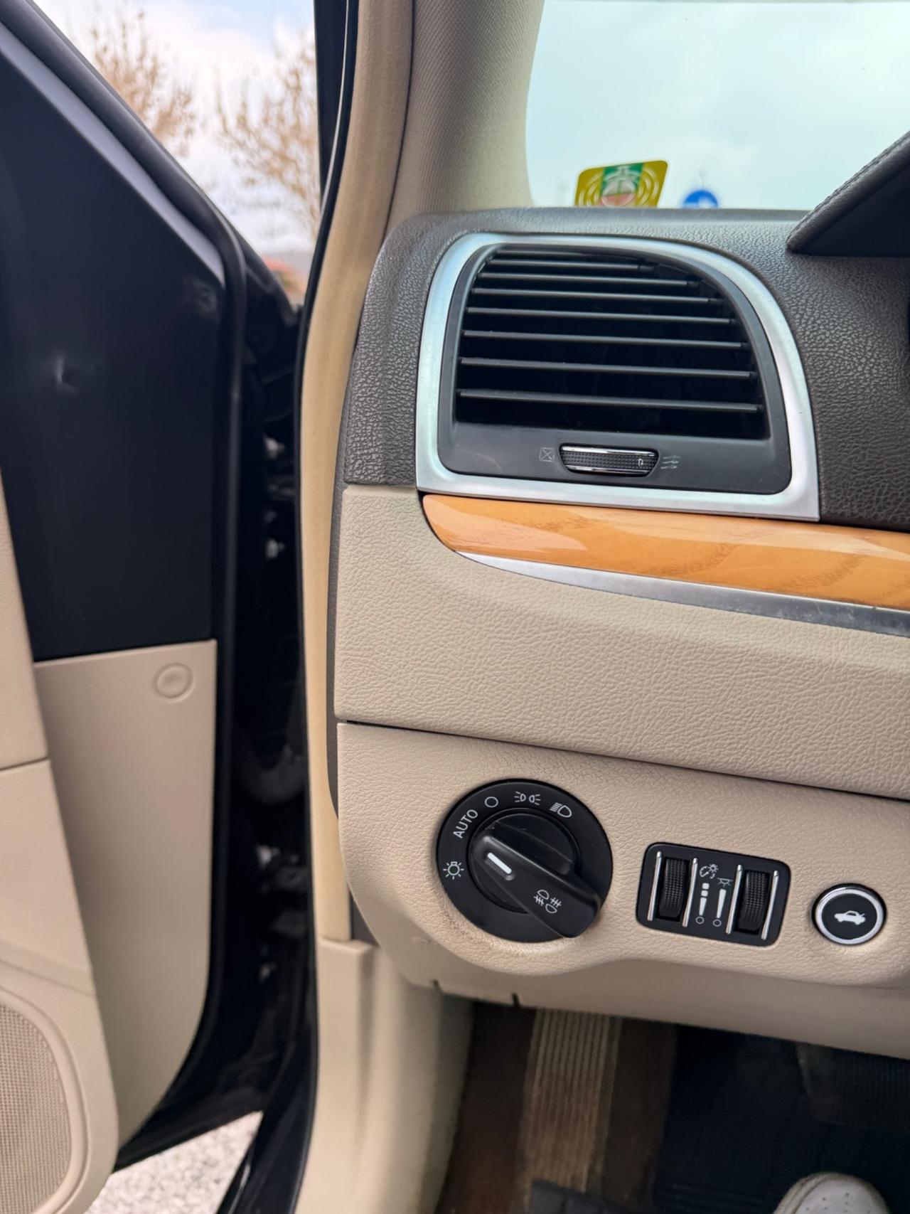 Lancia Thema 3.0 V6 Multijet II 239 CV Executive