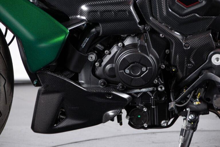 2024 DUCATI DIAVEL V4 BENTLEY - RDS01403