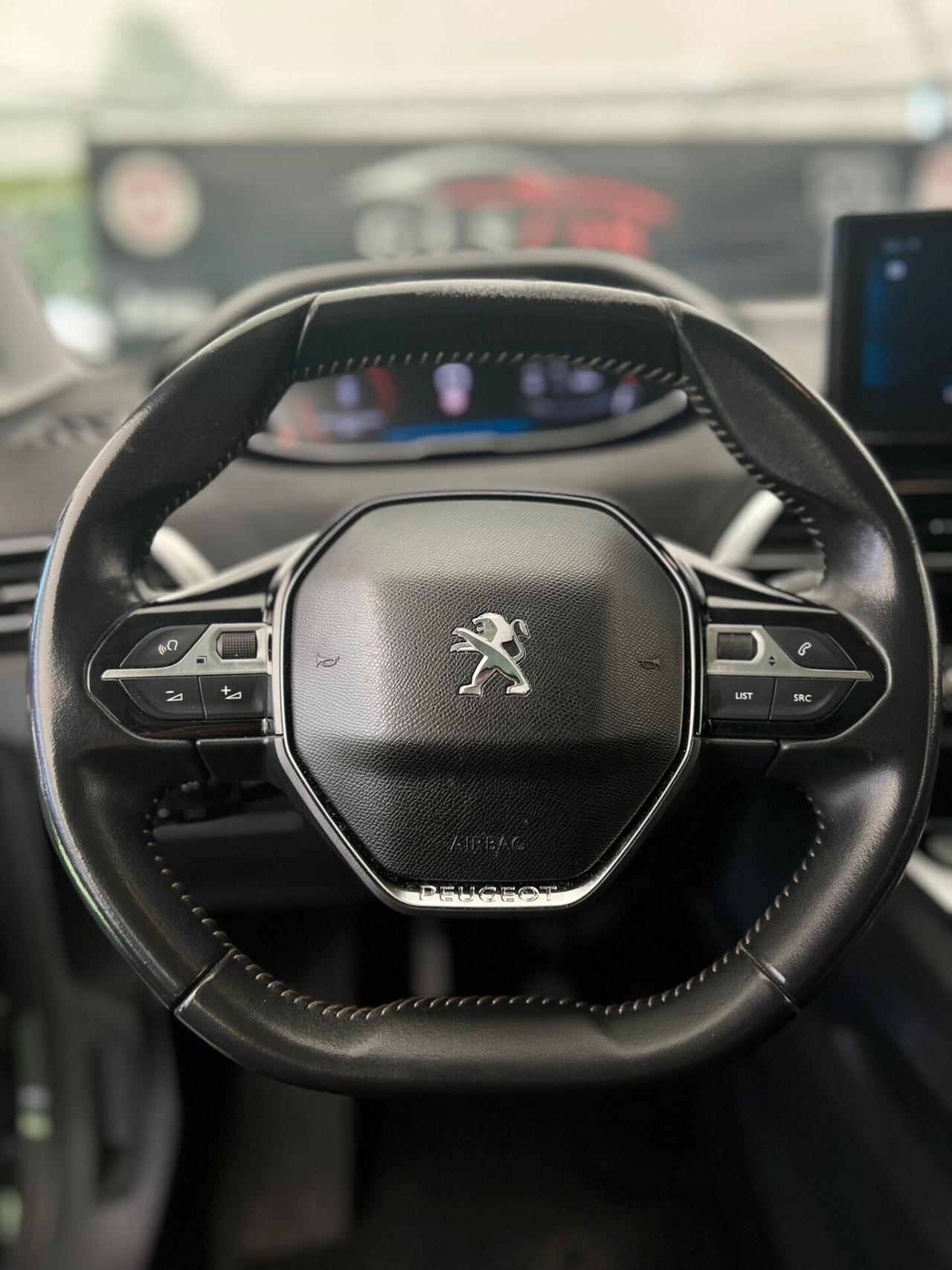 Peugeot 3008 BlueHDi 1.5 Diesel 130 cv S&S Active Business