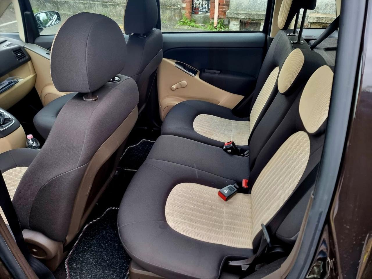 Lancia MUSA 1.4 16V Platino ADATTA A NEOPATENTATI