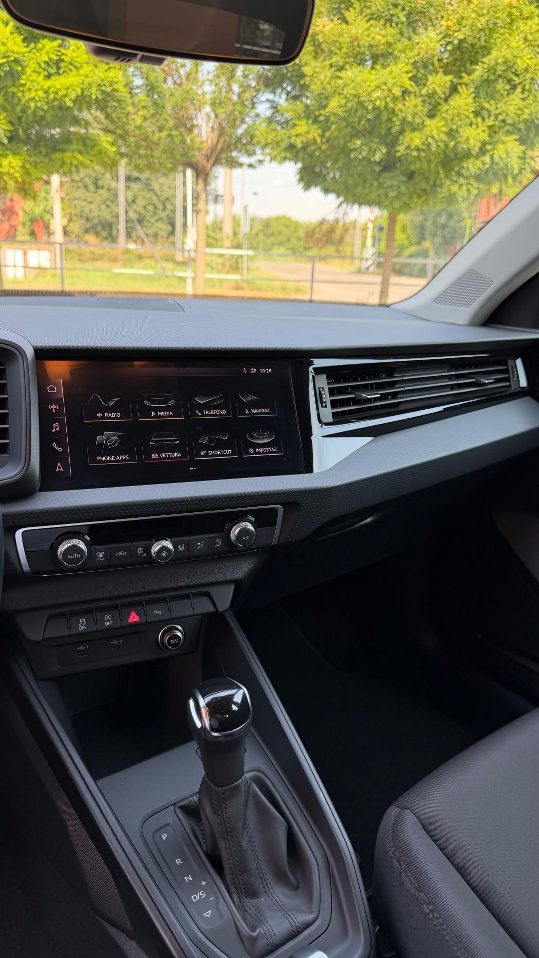 Audi A1 SPB 30 TFSI S tronic line edition