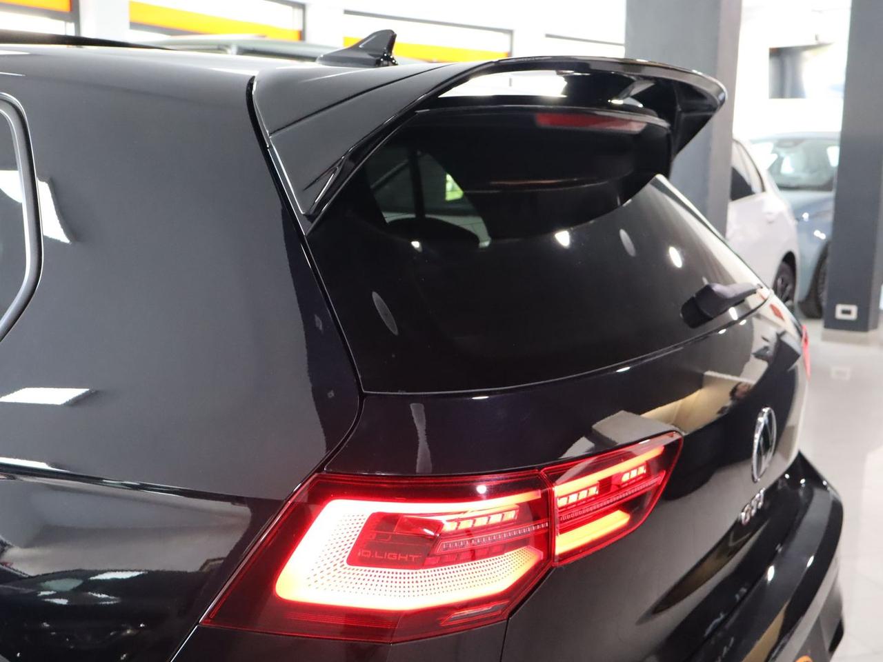 Volkswagen Golf GTI Ultimate 2.0 TSI GTI #10150