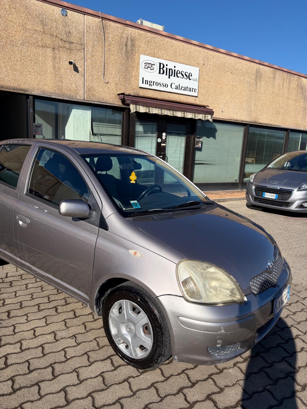 Toyota Yaris 1.4 tdi D-4D cat 5 porte Sol