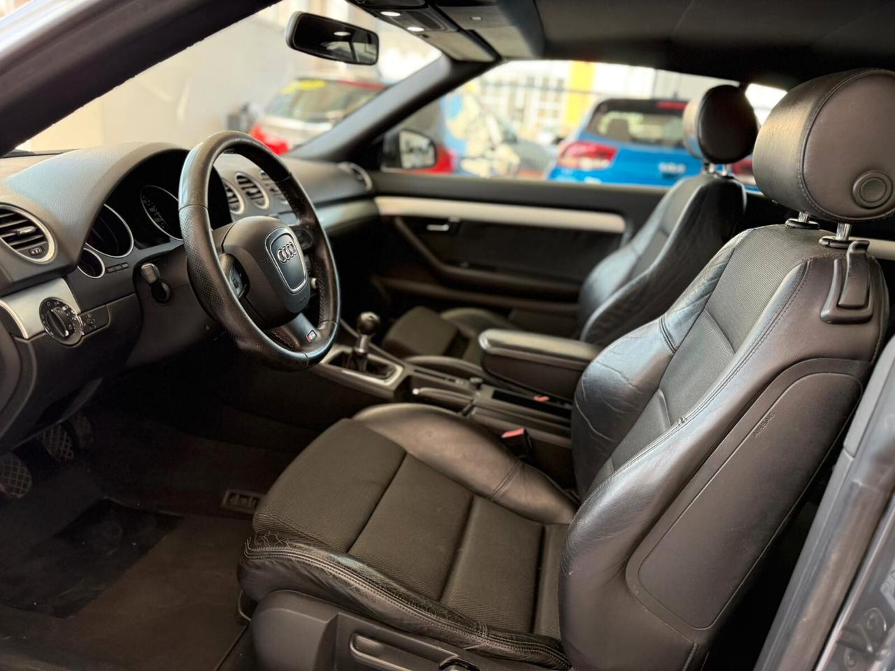 Audi A4 2.0 TDi CABRIO 2009