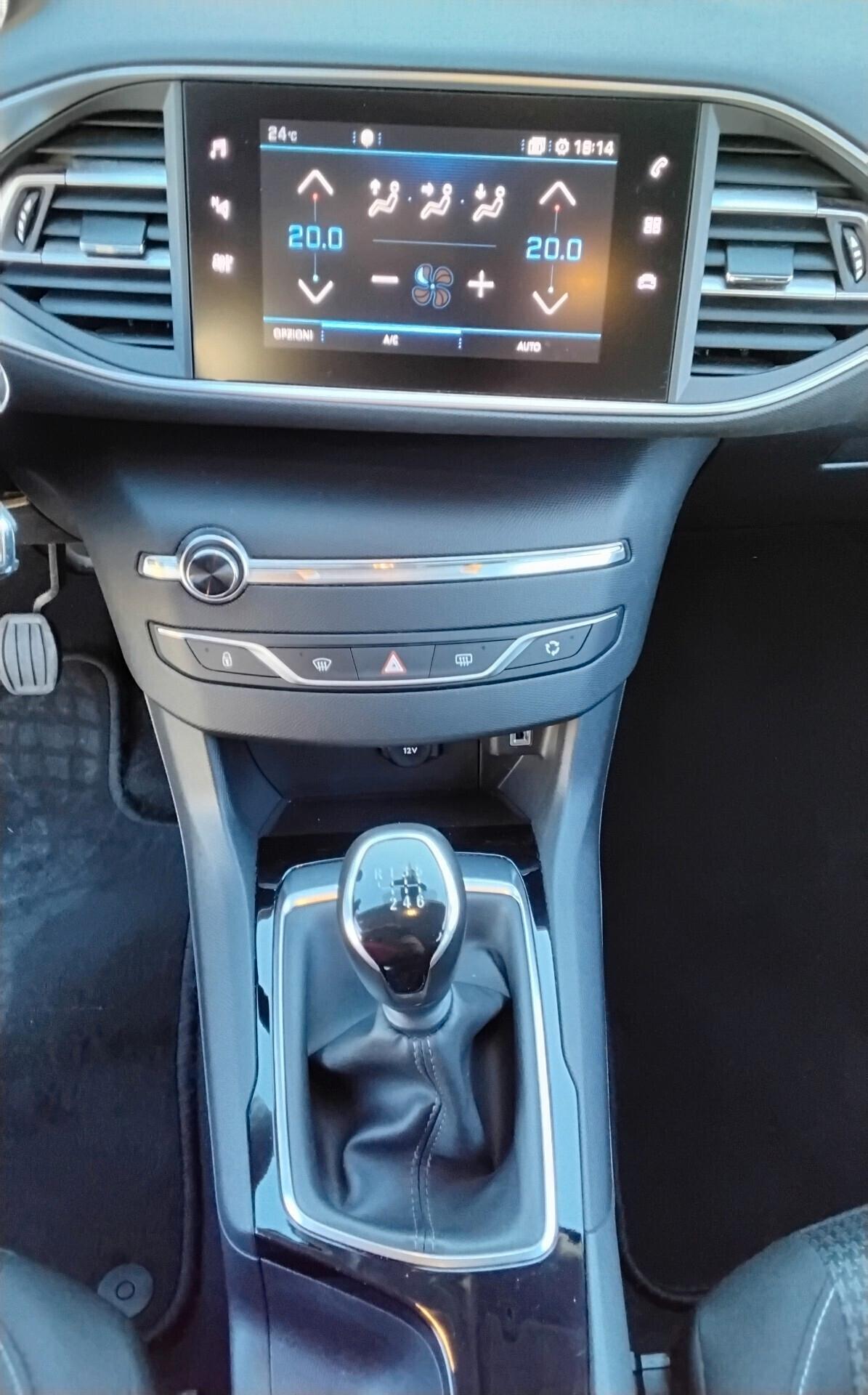 Peugeot 308 BlueHDi 100 S&S SW Active