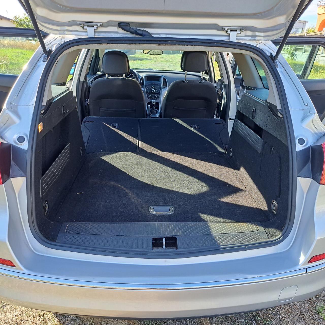 Opel Astra 1.7 CDTI 110CV Sports Tourer Cosmo