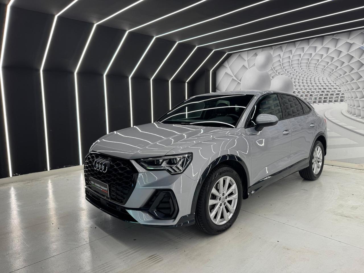 Audi Q3 35 TDI S tronic line edition-KM CERTIFICATI-PERMUTE