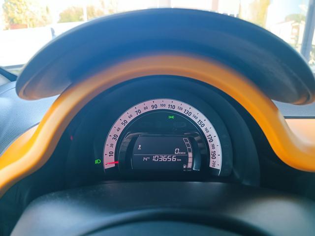 RENAULT Twingo SCe 65 CV Intens