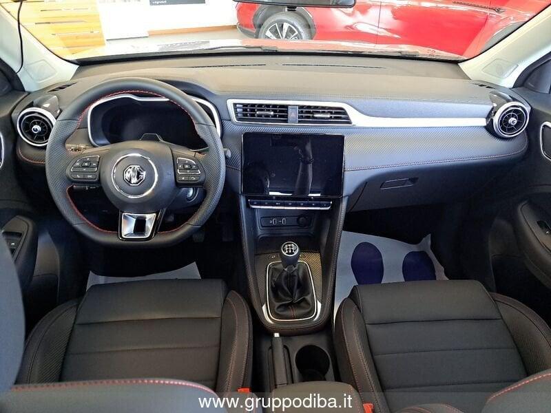 MG ZS 1.5 Classic Luxury Silver (MBC)