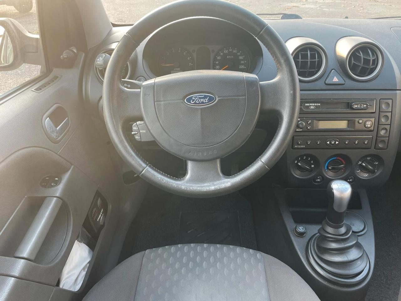 Ford Fiesta 1.2 5p. Neopatentati Unicoprop.