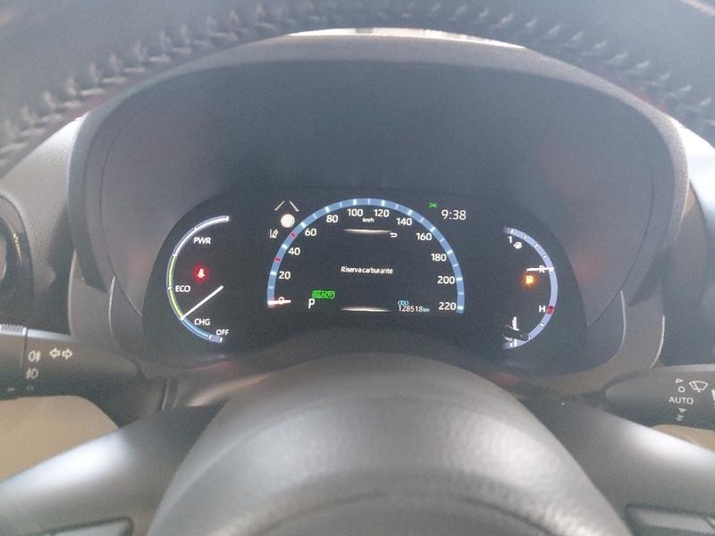 TOYOTA YARIS CROSS 1.5H 92 CV E-CVT BUSINESS SUV