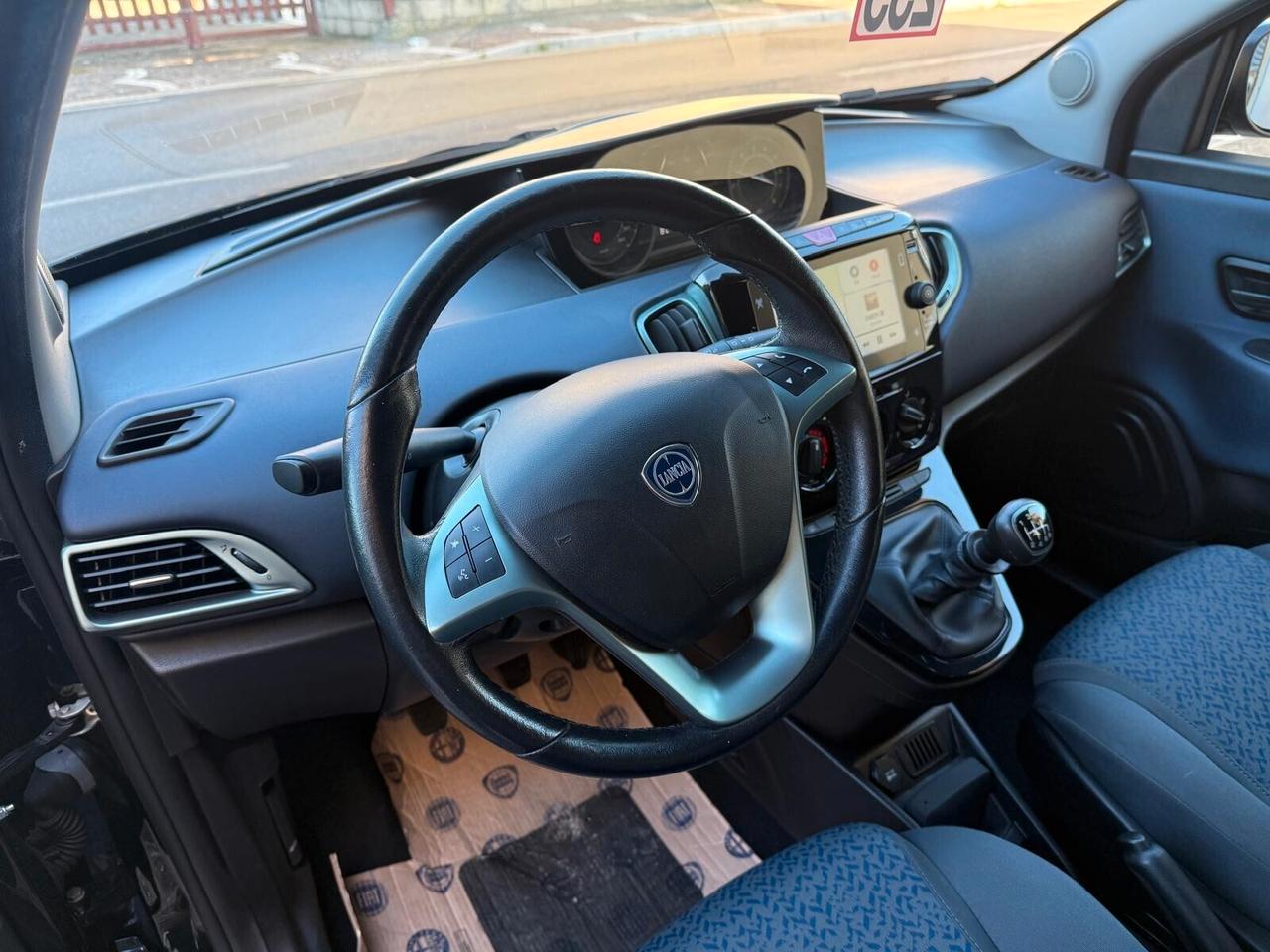 Lancia Ypsilon 1.0 Hybrid 70cv Gold 2023 UNICA