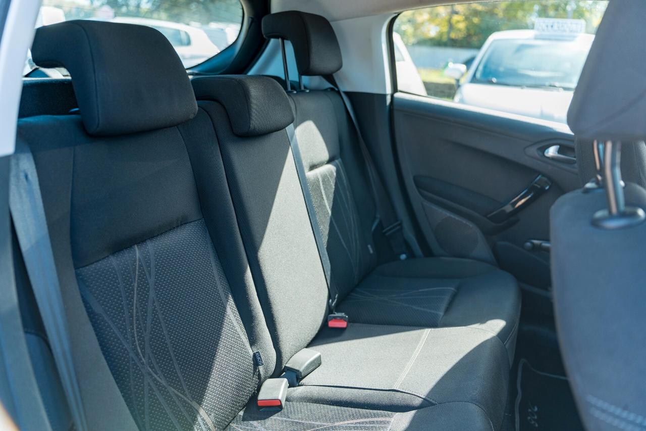 PEUGEOT - 208 - 1.4 HDi 68 CV 5p. Active - NEOPATENTATI - FINANZIABILE - PERMUTE