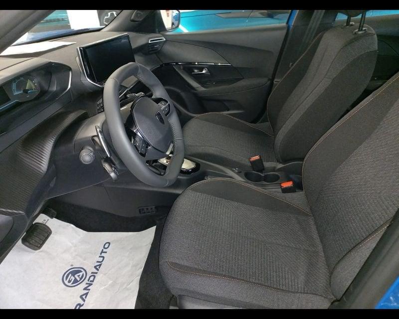 Peugeot 2008 Style Hybrid 136 e-DCS6