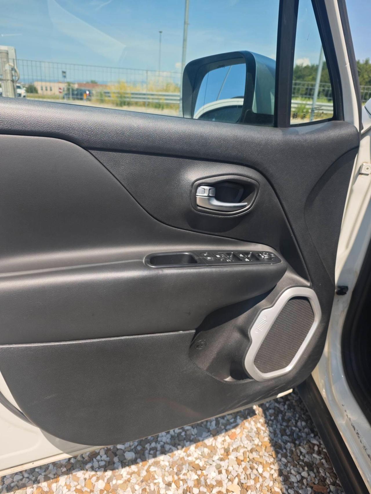 Jeep Renegade 1.6 Mjt 120 CV Longitude