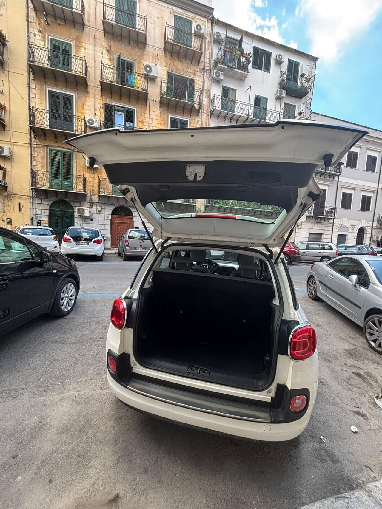 Fiat 500L 1.4 95 CV Lounge FINANZIABILE
