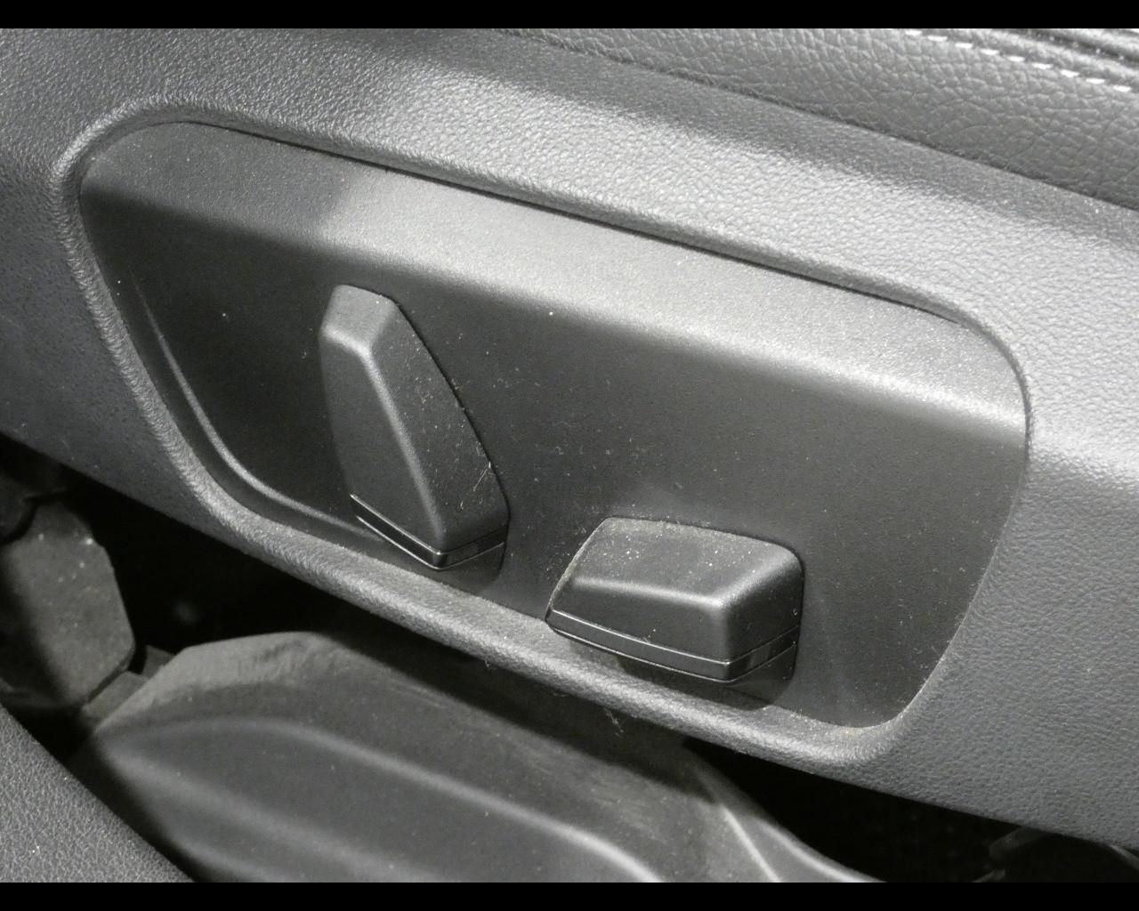 BMW Serie 1 (F40) - 118d 5p. Msport