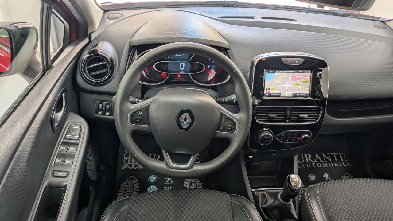 Renault Clio TCe 12V 90 CV 5 porte Moschino Life