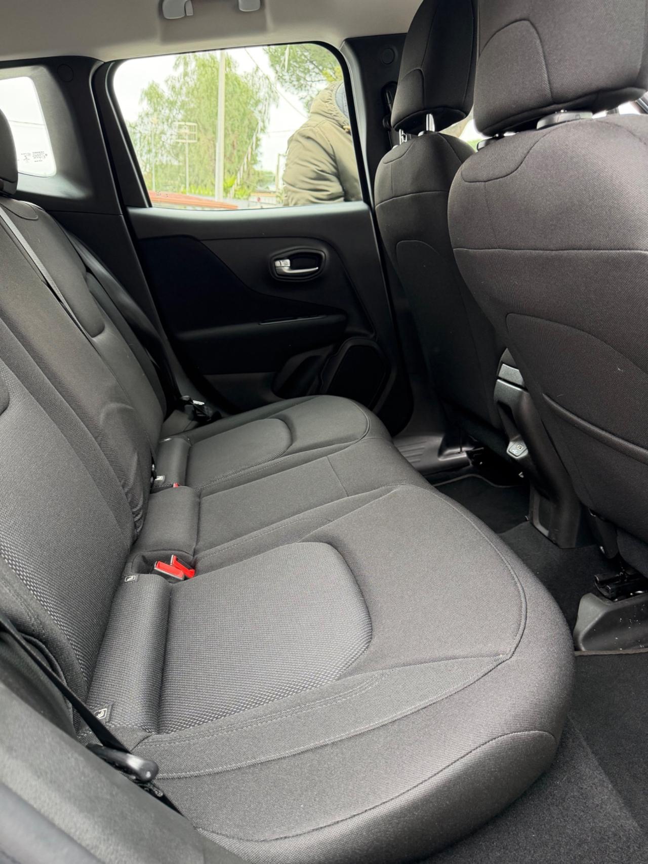 Jeep Renegade 1.6 Mjt 130 CV Longitude