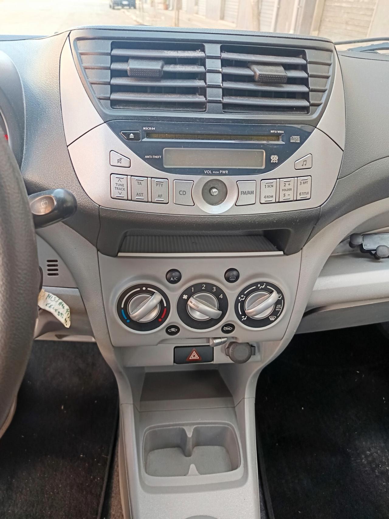 Nissan Pixo 1.0 5 porte Acenta