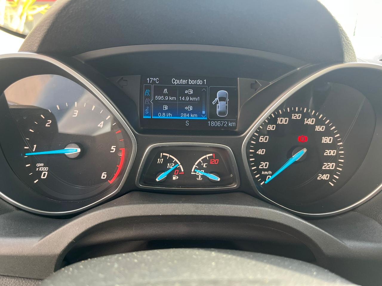 Ford Kuga 2.0 TDCI 120 CV S&S 2WD Titanium