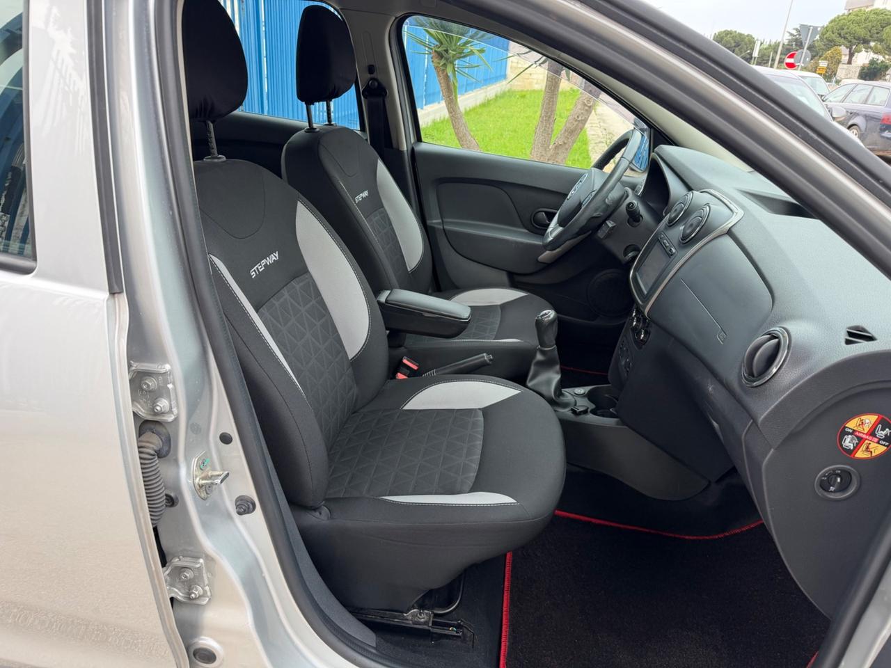Dacia Sandero Stepway 0.9 benz GPL casa madre 2016