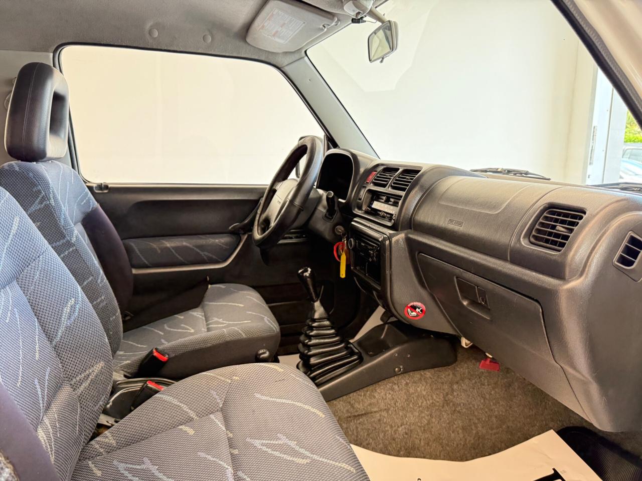 Suzuki Jimny 1.3i 16V cat 4WD JLX