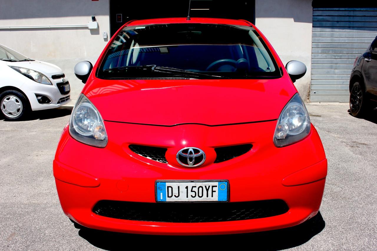 Toyota Aygo *PREZZO REALE* UNIPRO KM REALI CERTIFICATI CRONO TAGLIANDI TOYOTA COMPLETA GARANZIA 12 MESI TAGLANDATA NEOPATENTATI OK