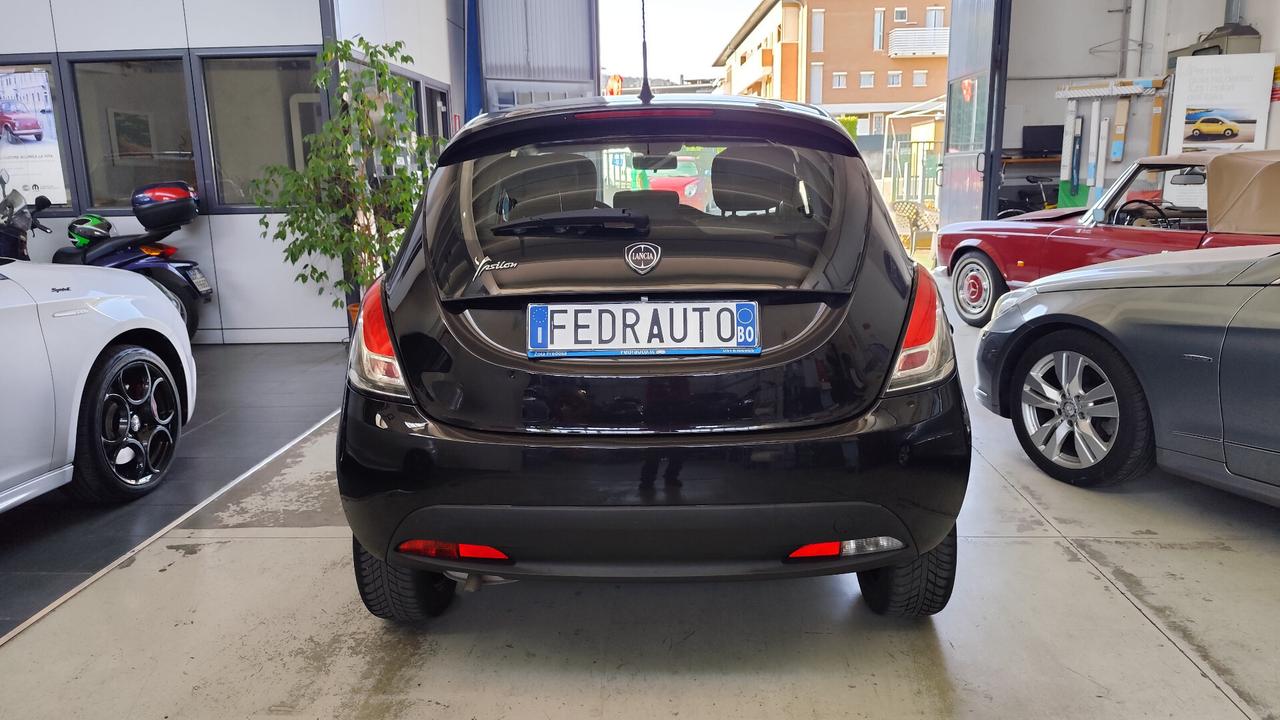 Lancia Ypsilon 1.2 69 CV 5 porte GPL Ecochic Elefantino Blu