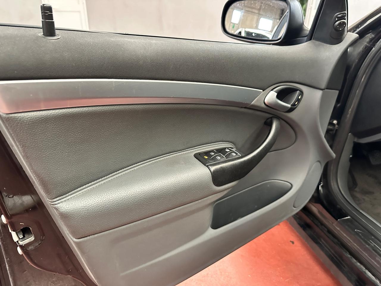 Saab 9-3 Sport Sedan 1.9 TiD 16V Vector