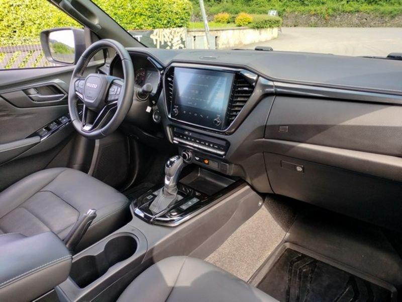 Isuzu D-Max N60 1.9 aut. Crew Nitro Sport Cab