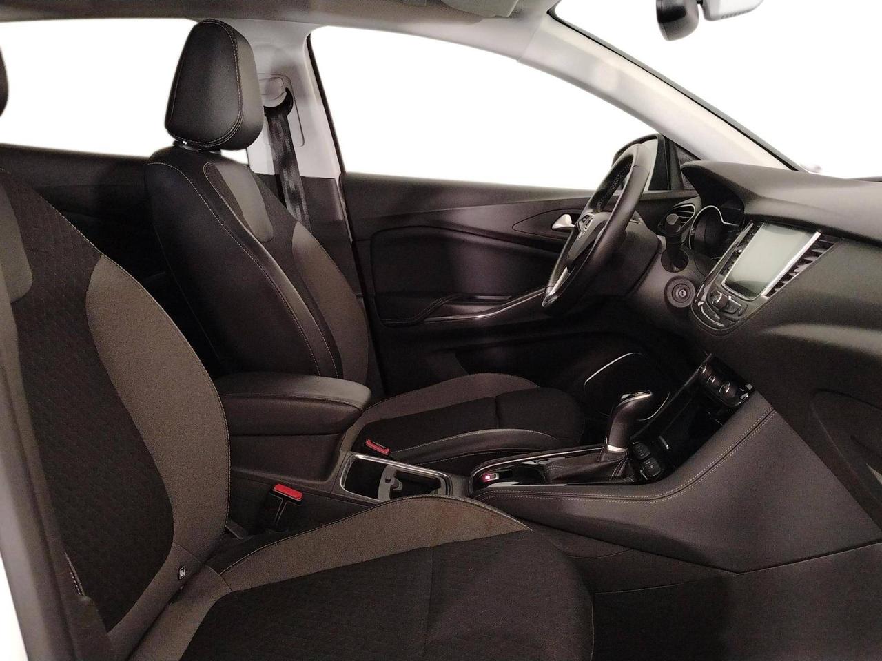 Opel Grandland X 1.6 Innovation 180cv