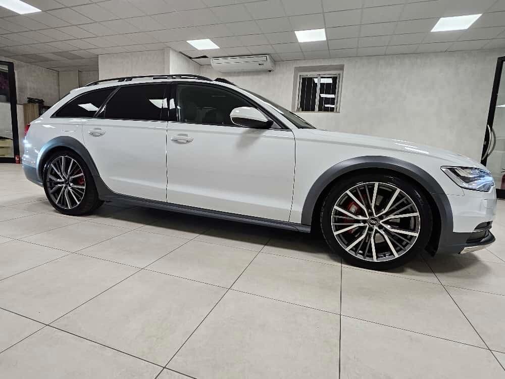 Audi A6 allroad 3.0 TDI 320 CV tiptronic
