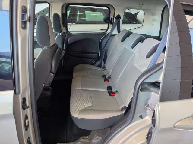 Ford Tourneo Courier 1.6 TDCI 95 CV TITANIUM