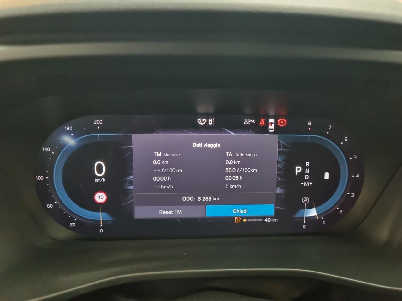 Volvo XC40 B3 automatico Ultimate Dark