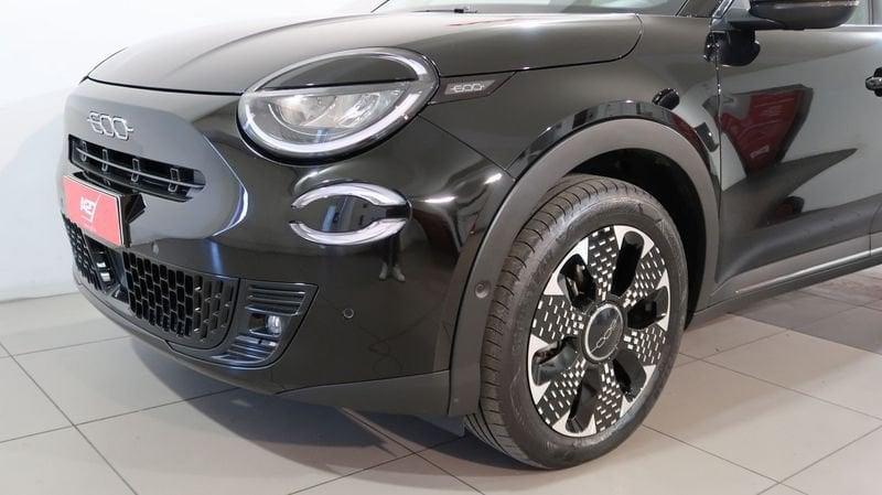 FIAT 600 600 1.2 hybrid La Prima 110cv auto