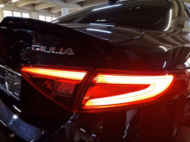 ALFA ROMEO Giulia 2.9 V6 BI-TURBO QUADRIFOGLIO +CARBON CERAMICA+UNIP