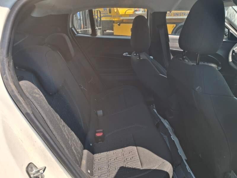 Fiat 600 Hybrid 110 CV DCT MHEV Business