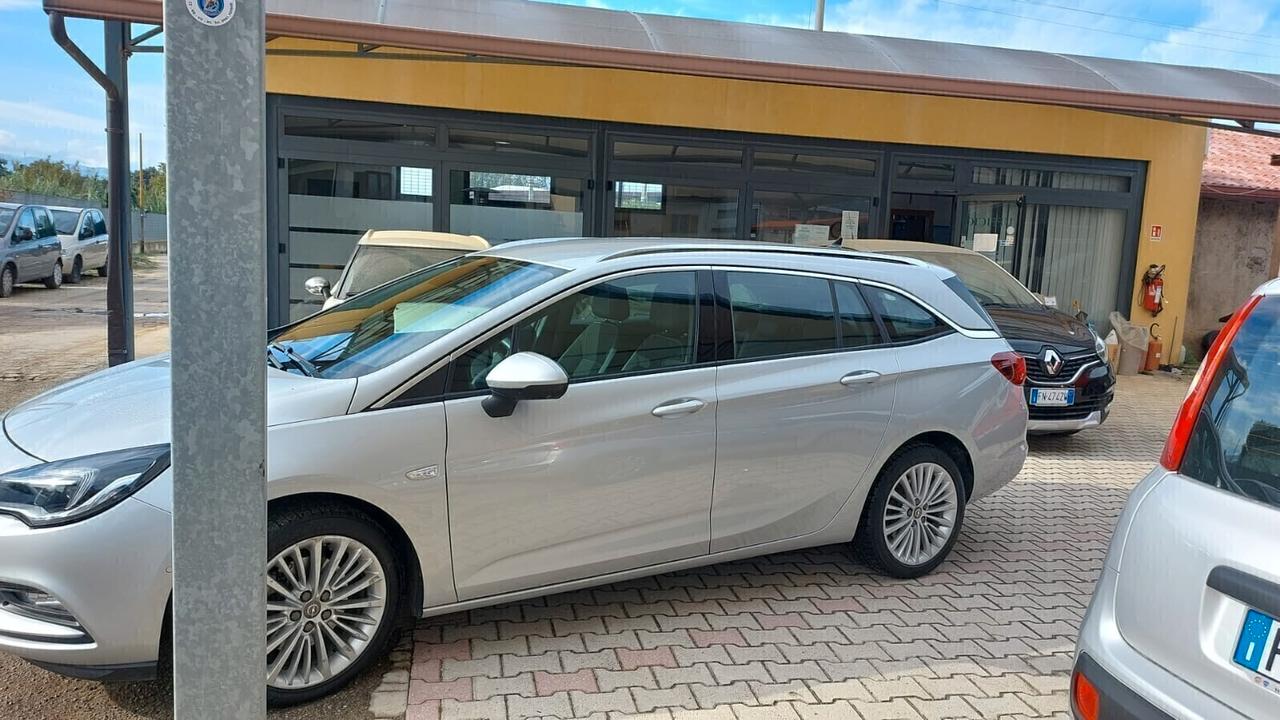 Opel Astra 1.6 CDTi 136CV aut. Sports Tourer Dynamic