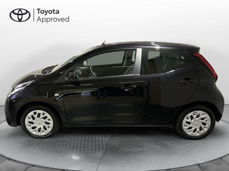 Toyota Aygo Connect 1.0 VVT-i 72 CV 5 porte x-play