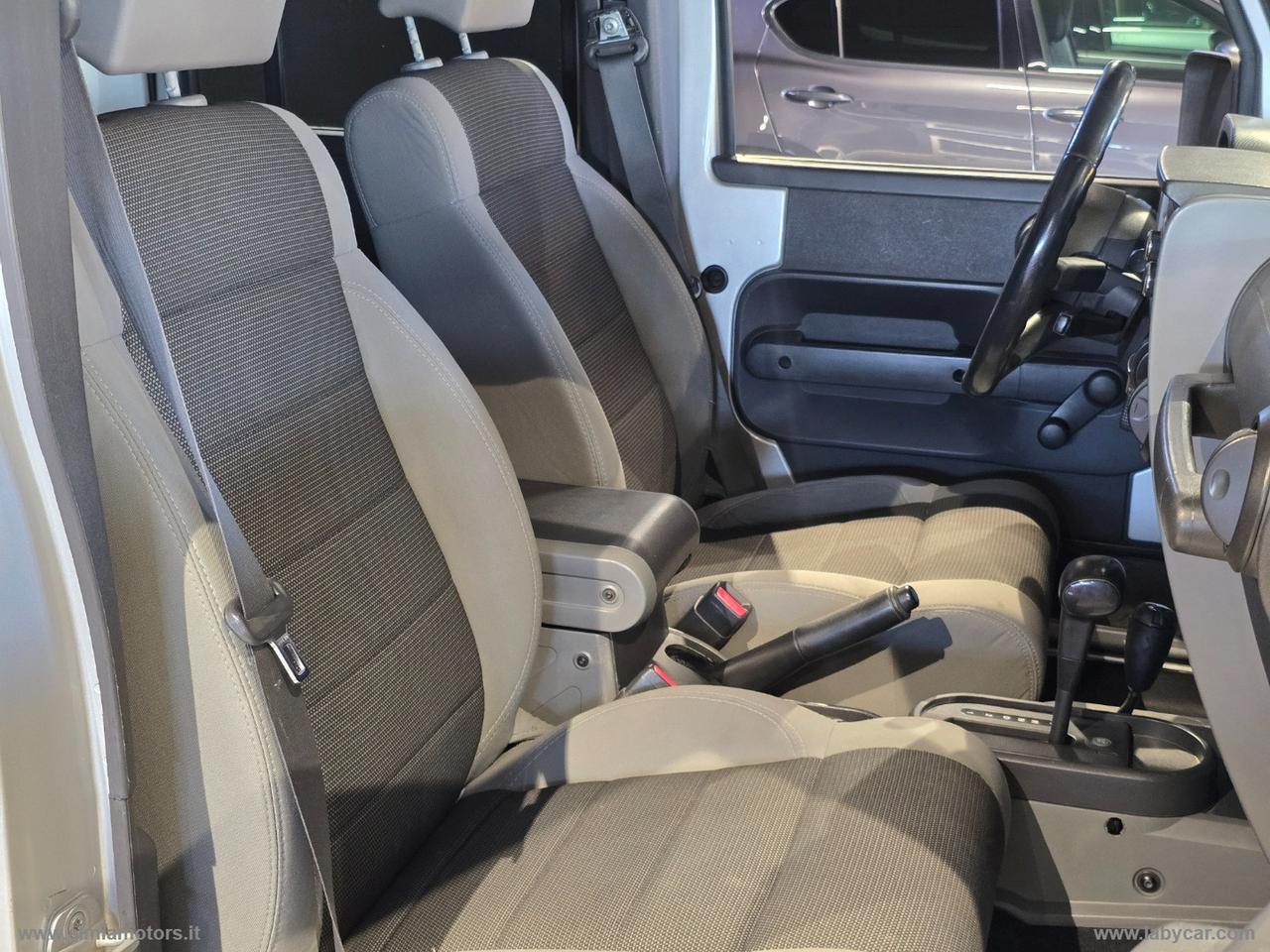 JEEP Wrangler Unlimited 2.8 CRD Sport Auto