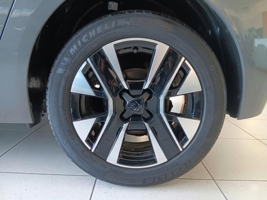 Peugeot 208 Allure 1.2 (100 cv)