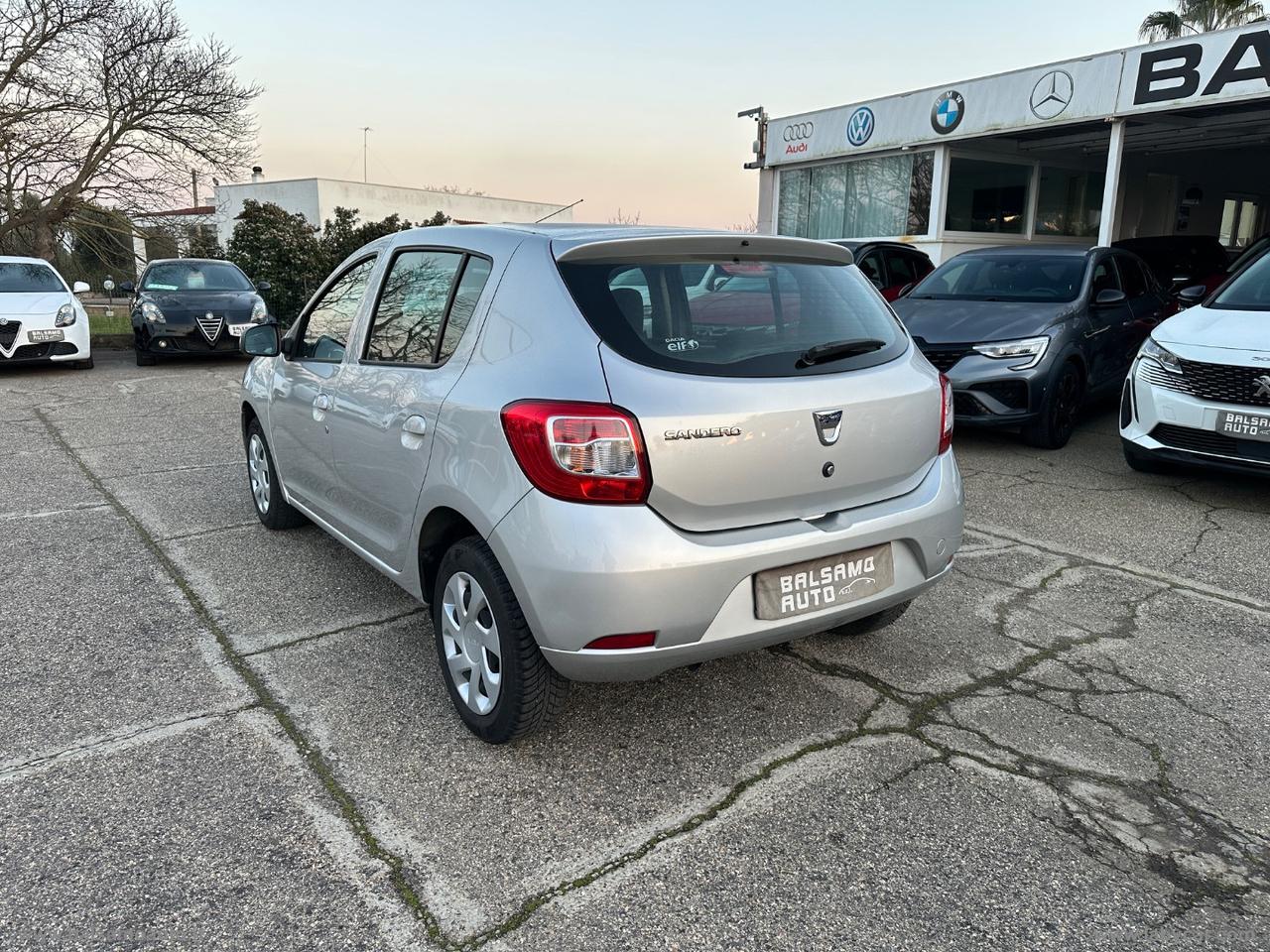 DACIA Sandero 1.5 dCi 8V 75 CV S&S Lauréate
