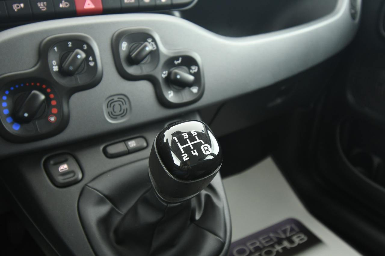 FIAT Panda 0.9 t.air t. natural power City Life 70cv 5p.ti NEOPATENTATI