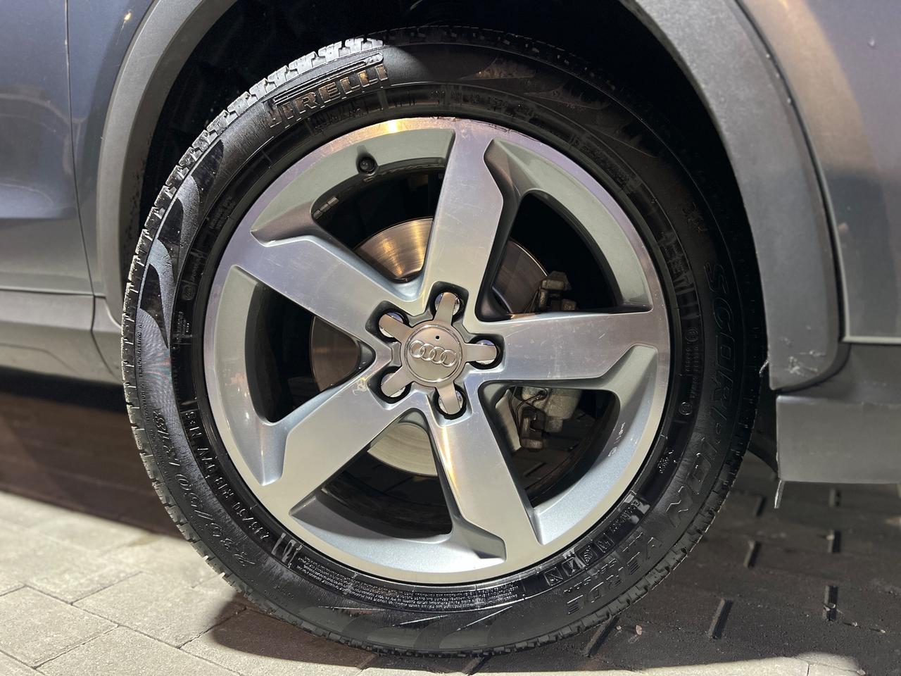 Audi Q3 2.0 TDI quattro TETTO PANORAMICO