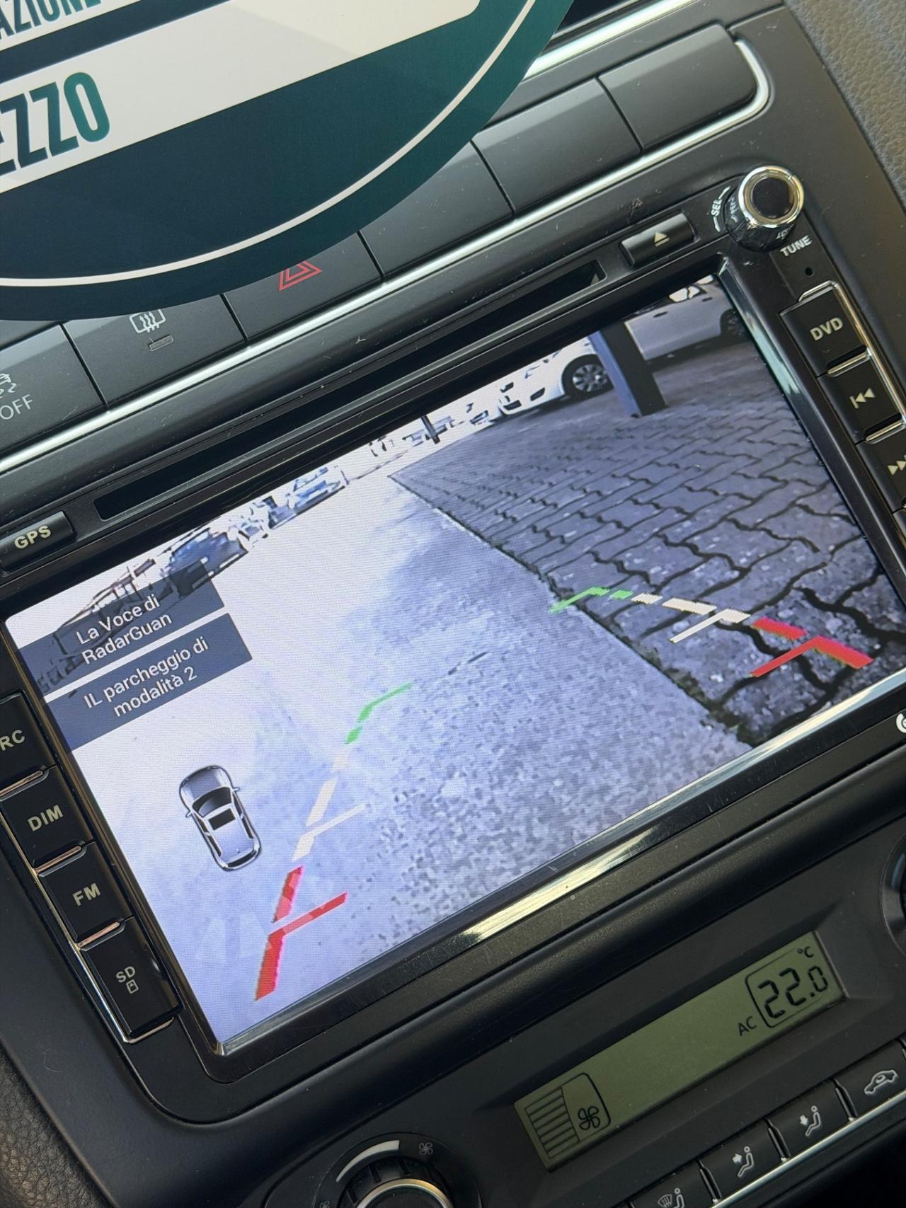 Volkswagen POLO 1.4 GPL 2012 - STEREO 2DIN