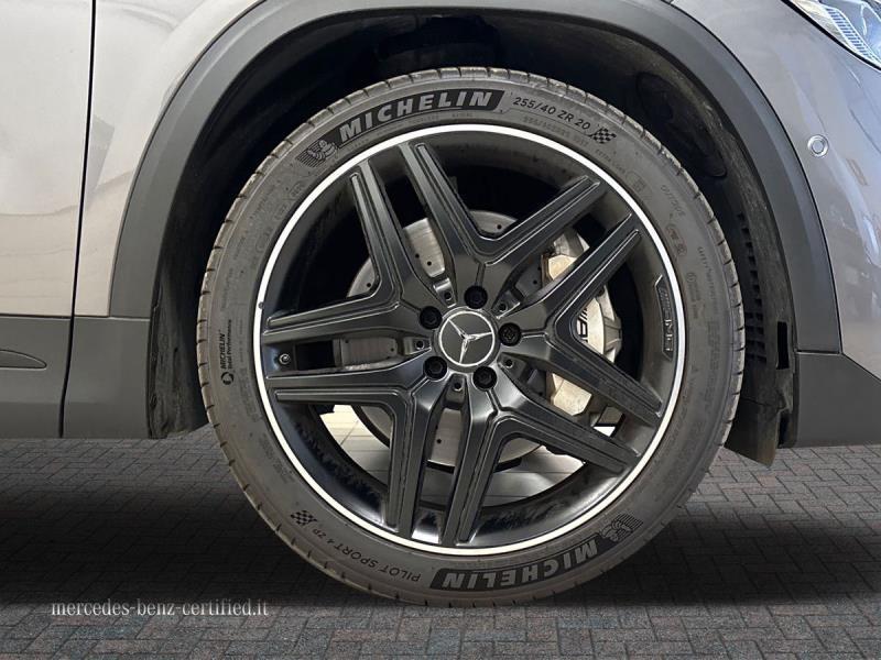 Mercedes GLA 35 AMG 4Matic Speedshift DCT AMG 8G